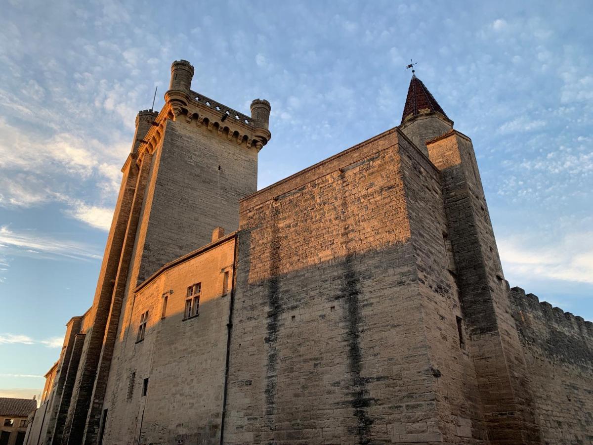 Appartement De Charme Dans Le Coeur Historique D'Uzès Екстериор снимка