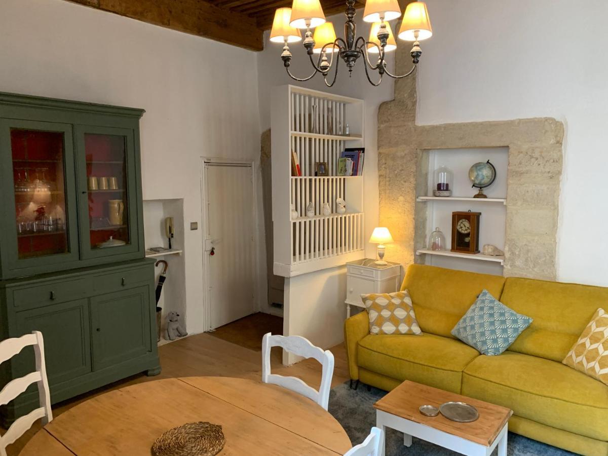 Appartement De Charme Dans Le Coeur Historique D'Uzès Екстериор снимка